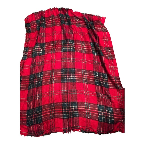 Elegant Red and Black and green Plaid Tablecloth - Picture 6 of 9